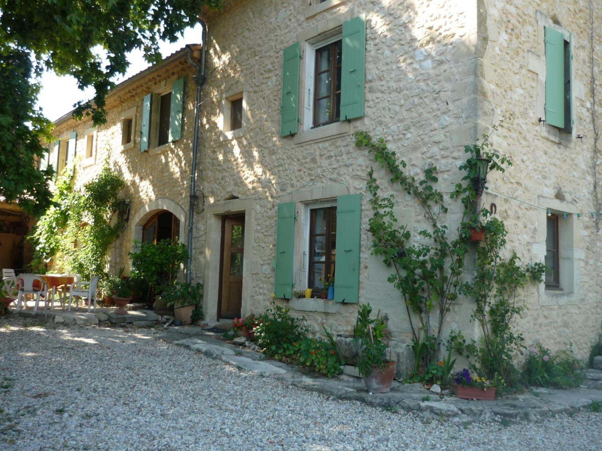 Le Val Leron Bed & Breakfast Valaurie Ngoại thất bức ảnh