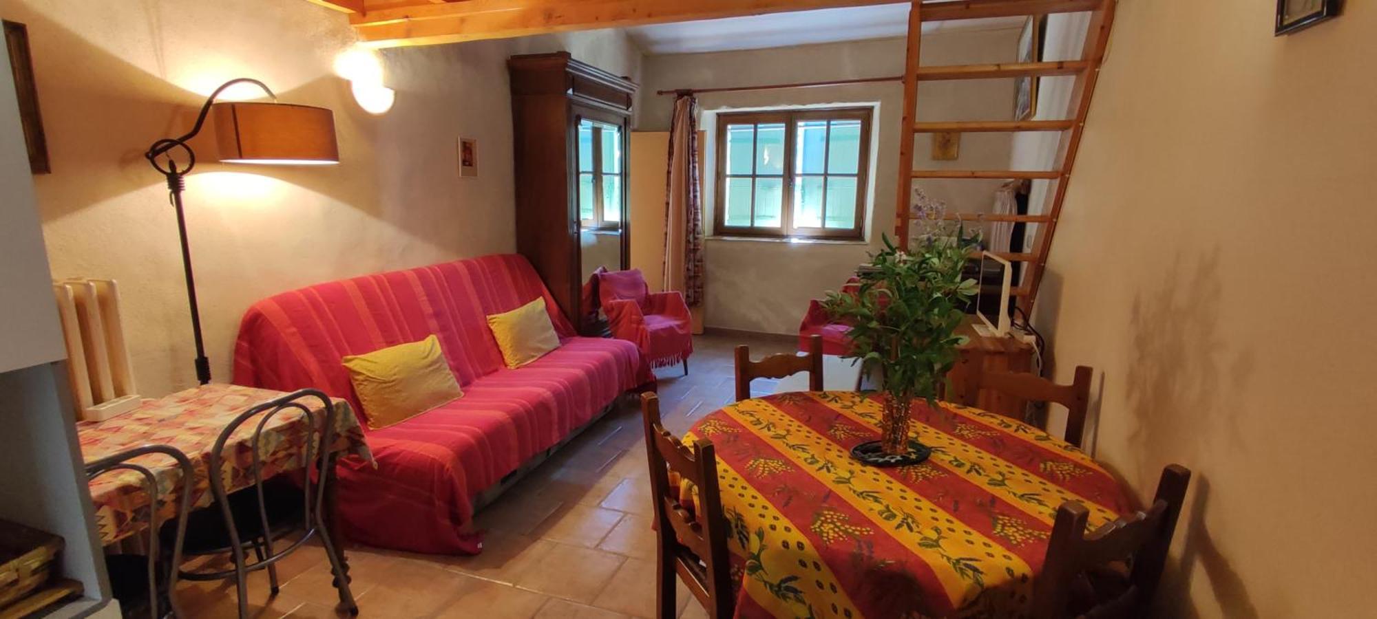 Le Val Leron Bed & Breakfast Valaurie Ngoại thất bức ảnh