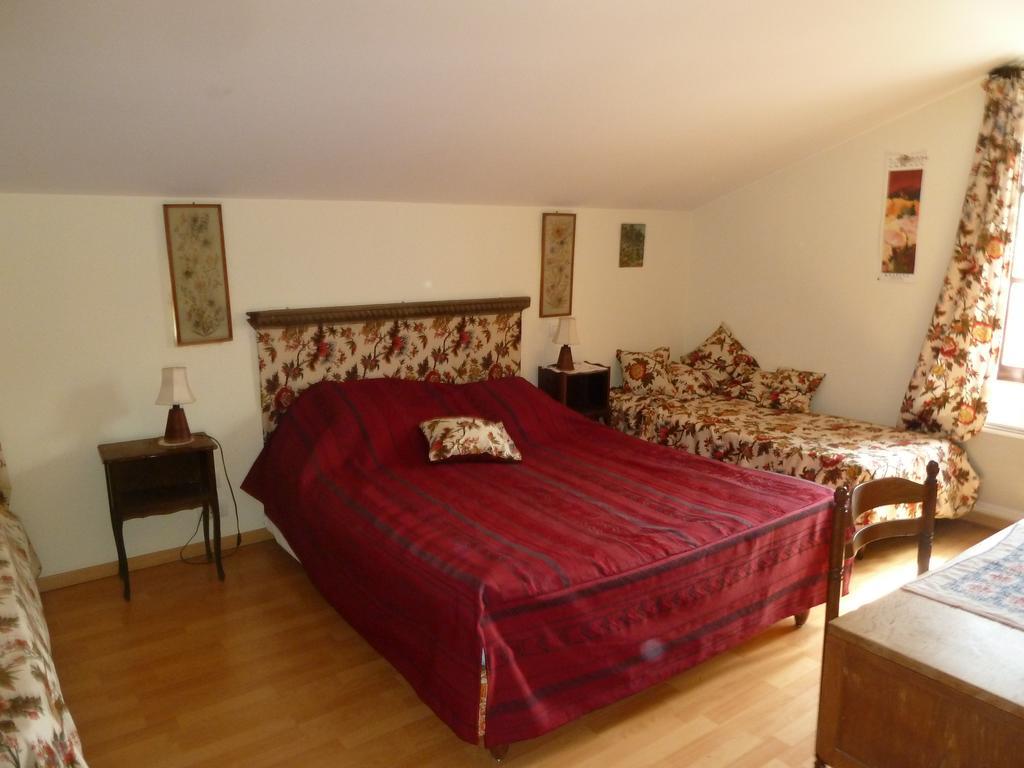 Le Val Leron Bed & Breakfast Valaurie Ngoại thất bức ảnh