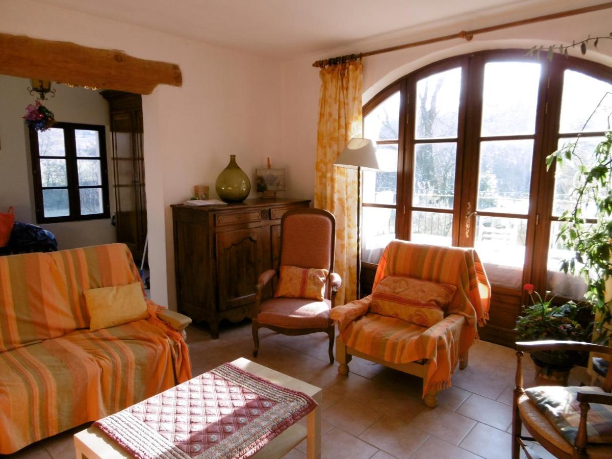 Le Val Leron Bed & Breakfast Valaurie Ngoại thất bức ảnh
